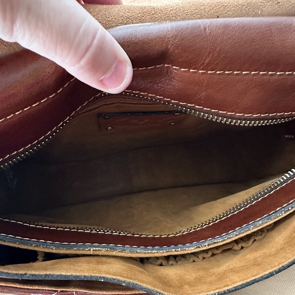 Patricia Nash London Saddle Bag
Quilted Vintage Distressed Leather NWOT - Picture 7 of 13